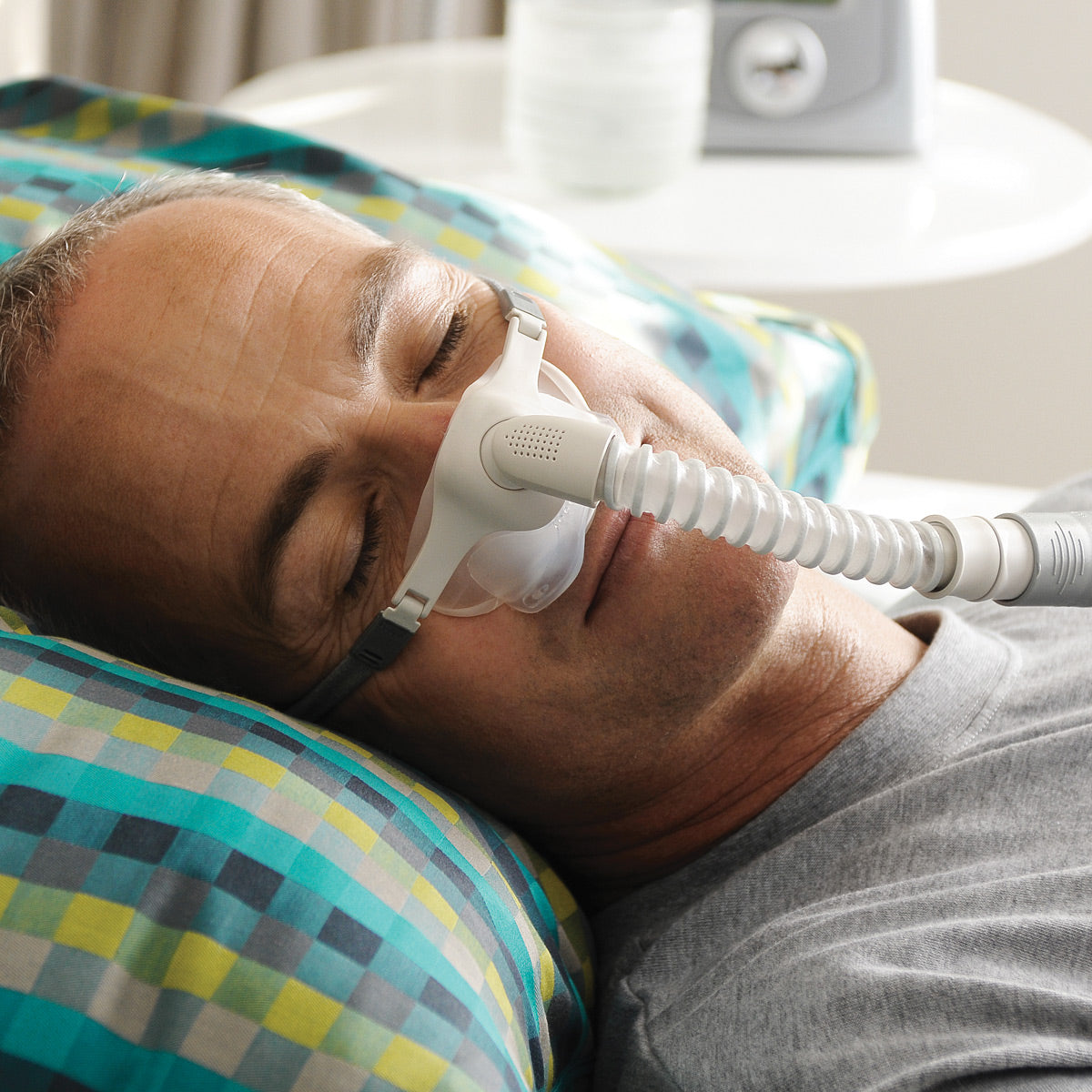 F&P Pilairo Q Nasal Pillows CPAP Mask with Headgear 缩略图 4